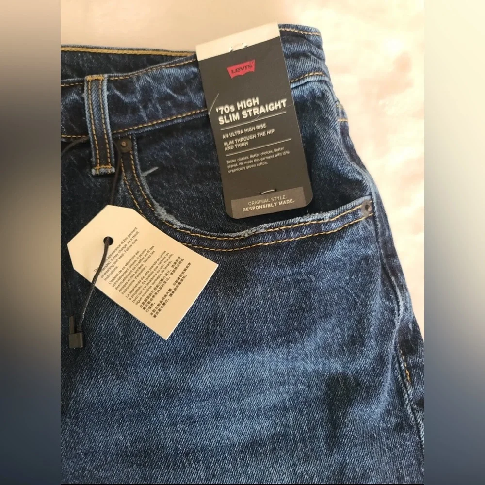 Levi's Womens 70s High Rise Slim Fit Straight Leg Denim Jeans Dark Wash. 💕 - Picture 5 of 8